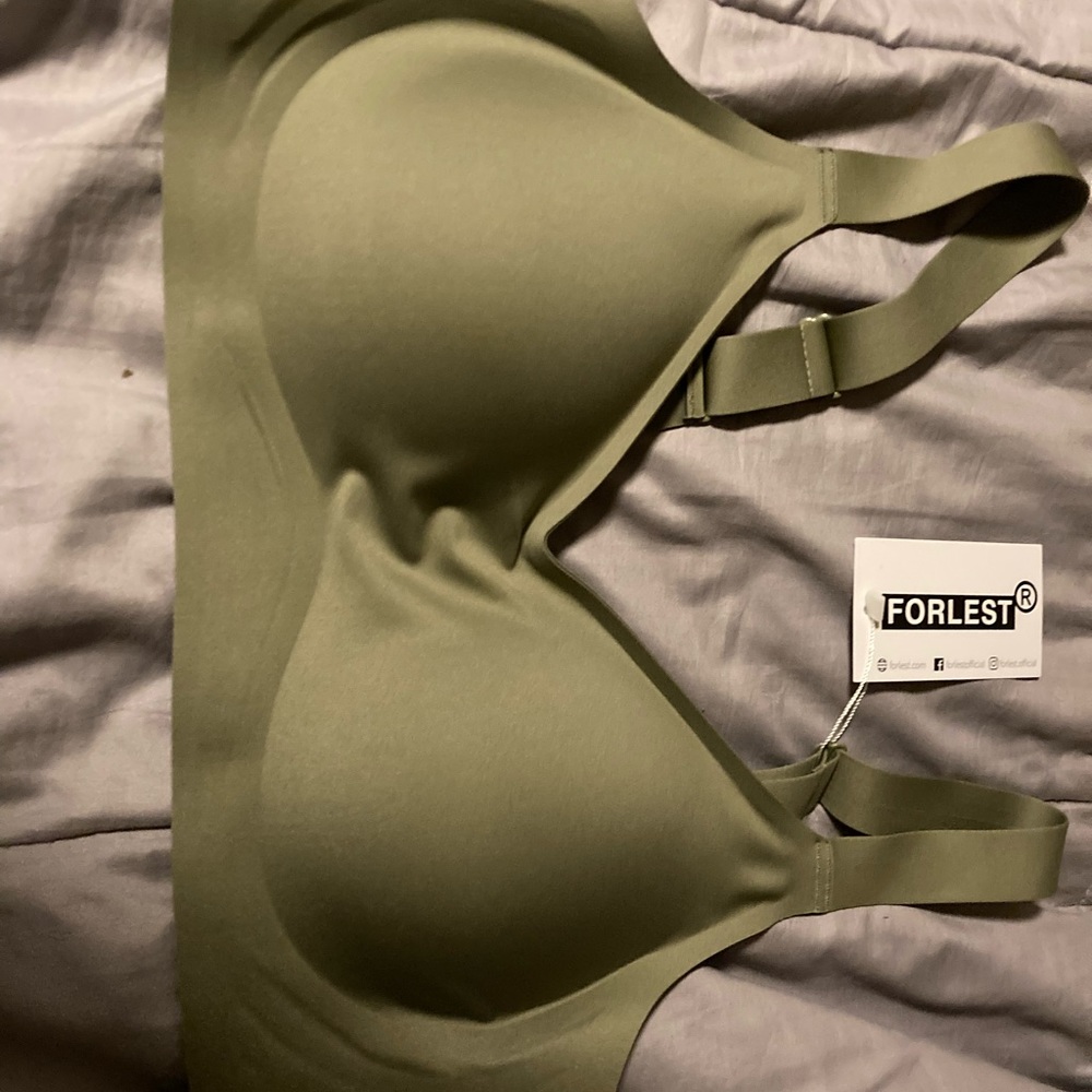 Forlest brand new wire free bra